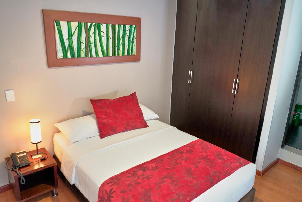 Hotel Volare Armenia  Exterior photo